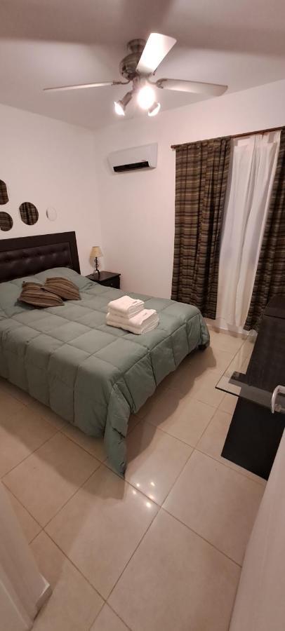 Departamento Temporario - Barrio San Isidro Villa Allende Luaran gambar